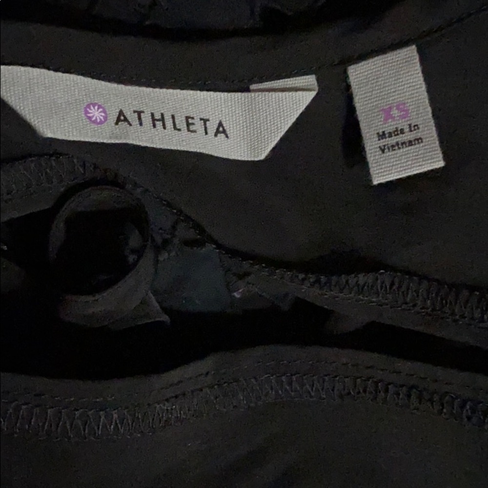 Athleta Eyelet Dunes Tank Top Black XS - Picture 5 of 6